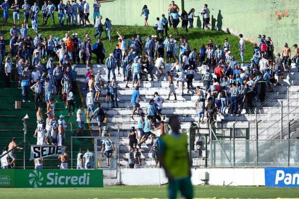 Homem é baleado no rosto durante briga entre torcedores do Grêmio em Caxias do Sul