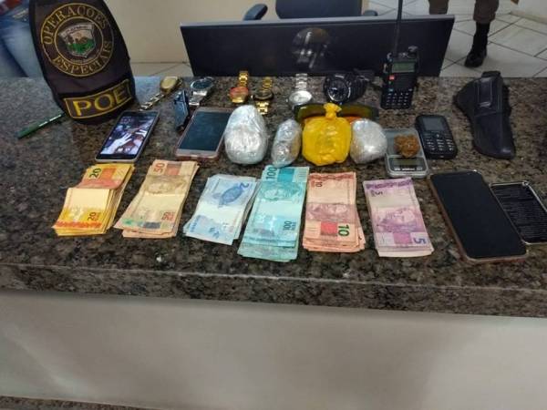 Adolescente é presa em flagrante por tráfico de drogas em Santo Ângelo