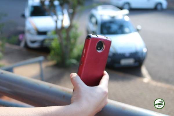 Pedestre tem celular furtado no centro de Tenente Portela, mas BM recupera