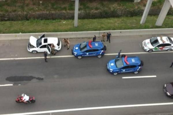 Homem rouba carro com bebê dentro e é perseguido por quase 40 quilômetros