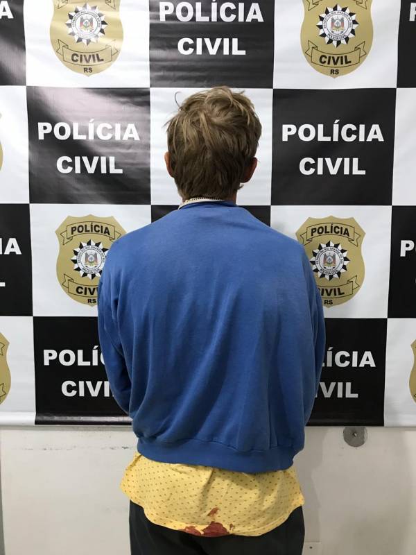 Suspeito de participar de assalto a banco em Porto Xavier se entrega para a polícia