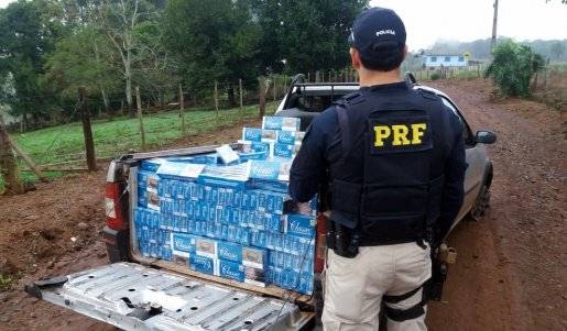 VÍDEO; PRF apreende 12.500 maços de cigarros contrabandeados na BR-282