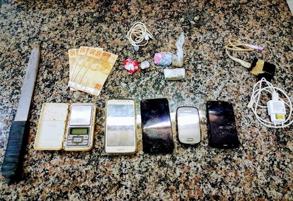 Polícia Civil apreende drogas e celulares no Presídio Regional de Santo Ângelo