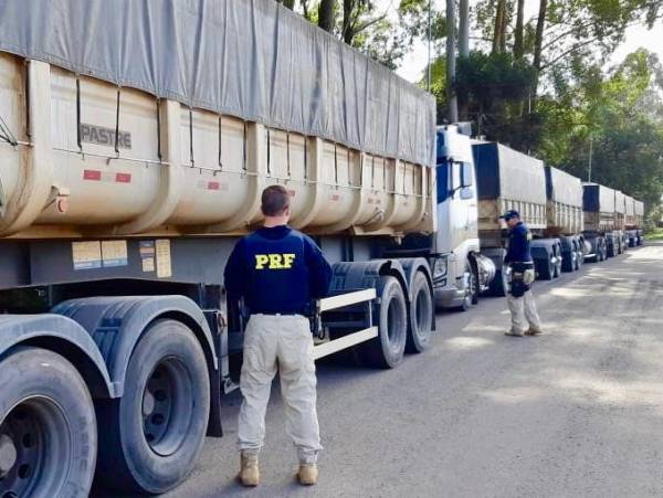 PRF e ICM realizam fiscalização de peso e flagram 54 toneladas de excesso em Erechim