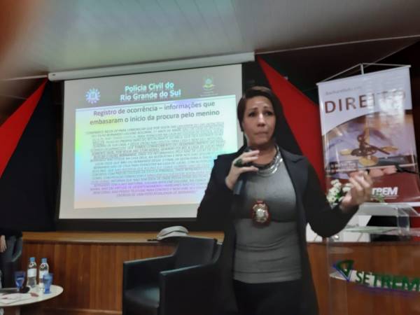 Delegada Caroline pede que pessoas não tenham medo de denunciar