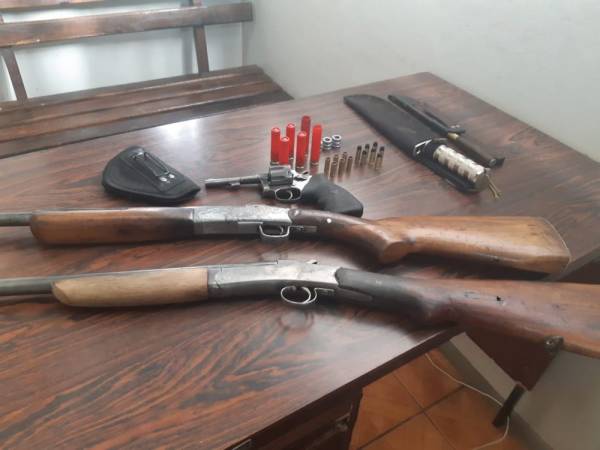 Dupla é presa por caça e porte ilegal de arma de fogo em Santo Antônio das Missões