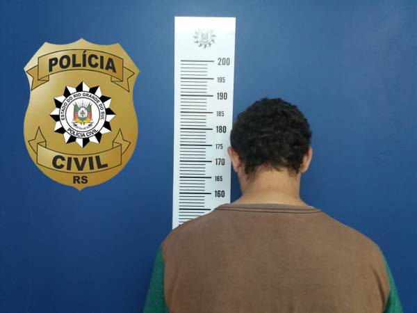 Polícia Civil prende suspeito de estupro, em Santo Ângelo
