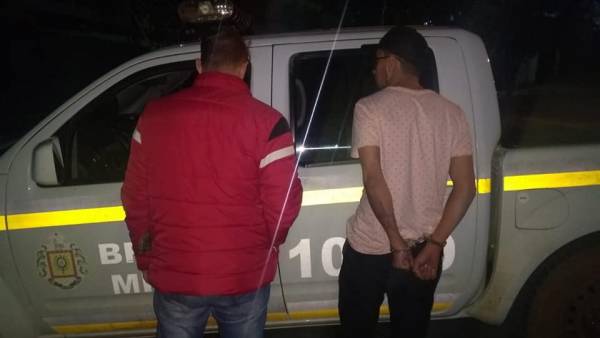 Brigada Militar prende dois homens por tráfico de drogas em Santa Rosa