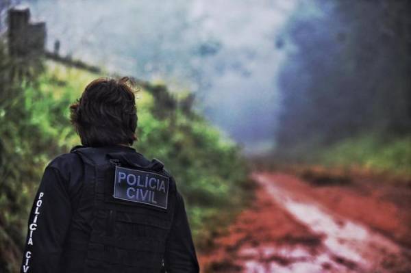 Policial morto em Montenegro foi atingido por tiro de espingarda que atravessou porta de casa