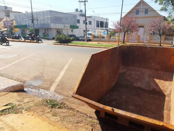 Prefeitura começa a multar quem joga entulhos em locais inadequados