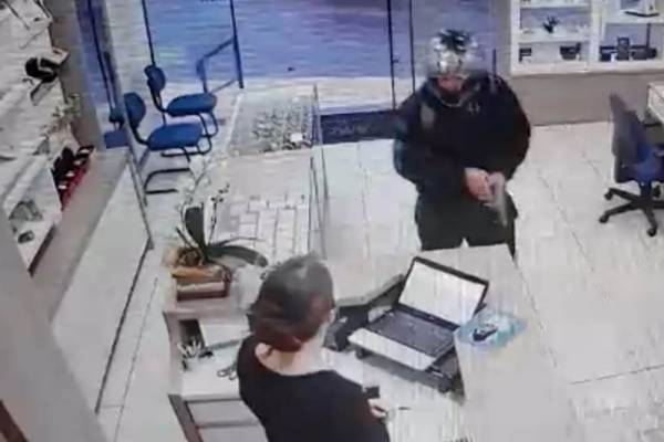 Joalheria é assaltada em Ametista do Sul