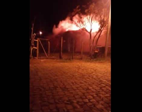 Incêndio deixa vítima em Tapera 