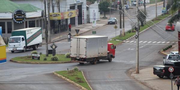 Tráfego de caminhões tem nova regra em Santa Rosa