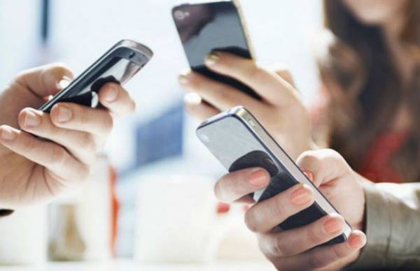 Começa recadastramento para clientes de celular pré-pago 