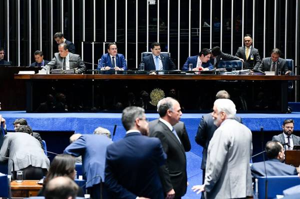 Senado aprova recursos da cessão onerosa para estados e municípios