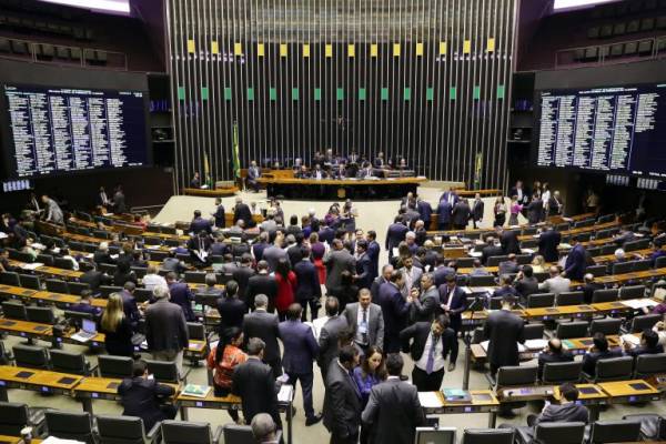 Câmara aprova PL que institui pagamento por serviços ambientais