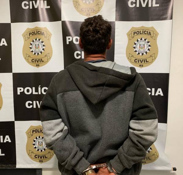 Preso em flagrante pela polícia civil homem acusado de tráfico de drogas em São Luiz Gonzaga