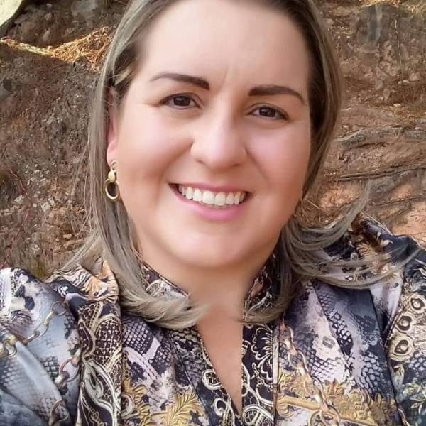 Identificada mulher que morreu em colisão entre carro e carreta na BR-285, em Passo Fundo