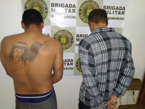 Brigada Militar prende dois foragidos no interior de Roque Gonzales