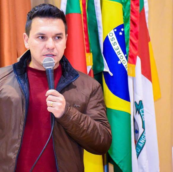 Vereador apresenta projeto para sepultar animais domésticos em cemitérios públicos de Santo Ângelo