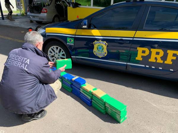 Receita Federal apreende 50 kg de cocaína em Santa Maria
