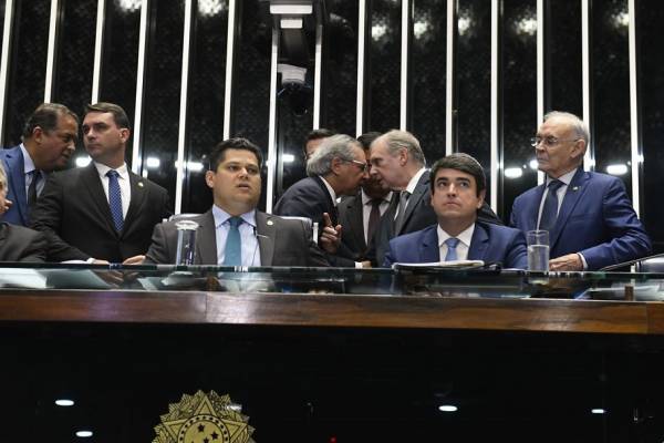 Entenda as principais mudanças com aprovação da reforma da Previdência
