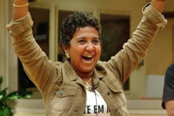 Vencedora do BBB 4, Cida perdeu prêmio de R$ 500 mil