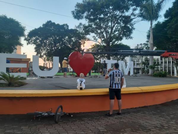 Prefeitura cancela reinauguração da Praça Henrique Becker Filho por causa da chuva