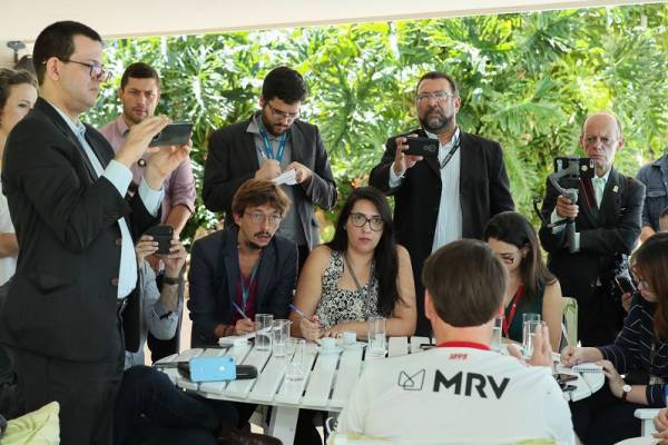 Bolsonaro diz que exame descartou câncer de pele