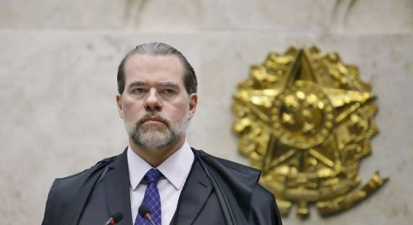 Dias Toffoli volta atrás e libera redução do seguro DPVAT