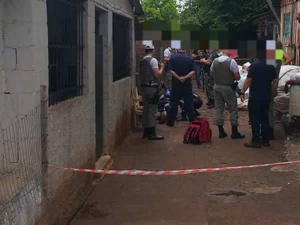 Grávida é morta a facadas na frente de casa em Ijuí