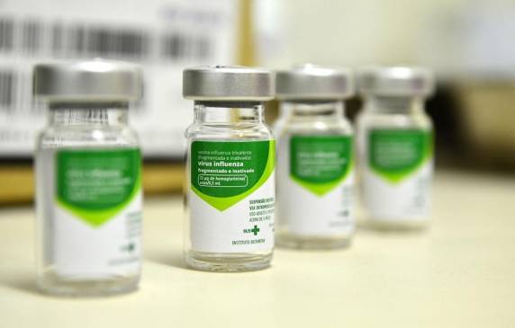 Vacina contra a gripe em idosos será feita em frente à Prefeitura