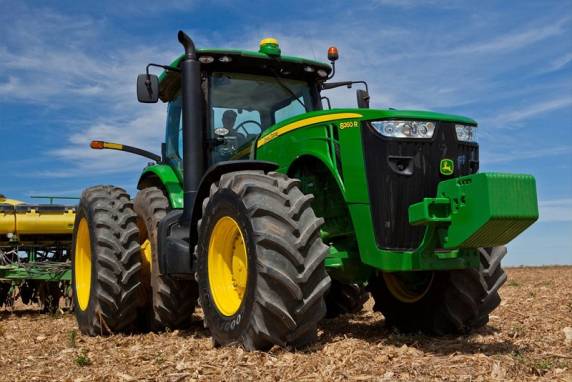 John Deere Brasil suspende atividades em suas 6 unidades por causa do coronavírus