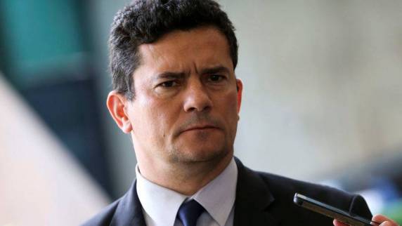 Moro ameça pedir demissão se Bolsonaro demitir diretor da PF
