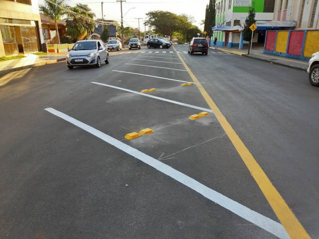 Novas vagas para estacionar na Avenida Avaí