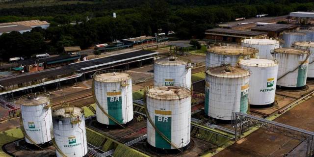 Petrobras já produz nova gasolina que será obrigatória a partir de 2022