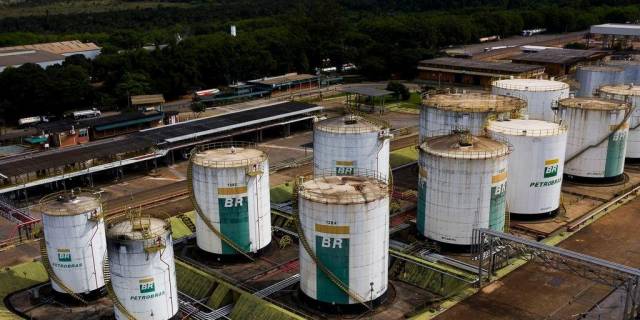 Petrobras já produz nova gasolina que será obrigatória a partir de 2022