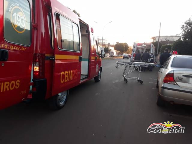 Jovem é atropelada por veículo no Centro de Três de Maio