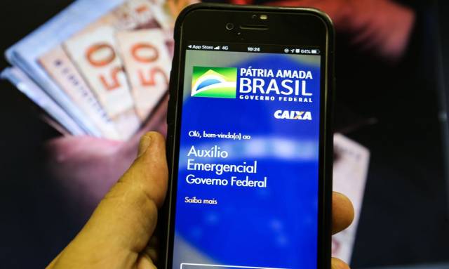 Auxílio emergencial é creditado para nascidos em dezembro