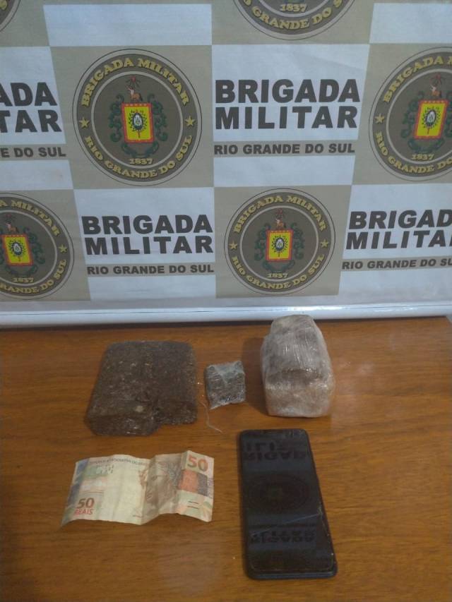 Brigada Militar de Três de Maio prende mais um indivíduo por tráfico de drogas