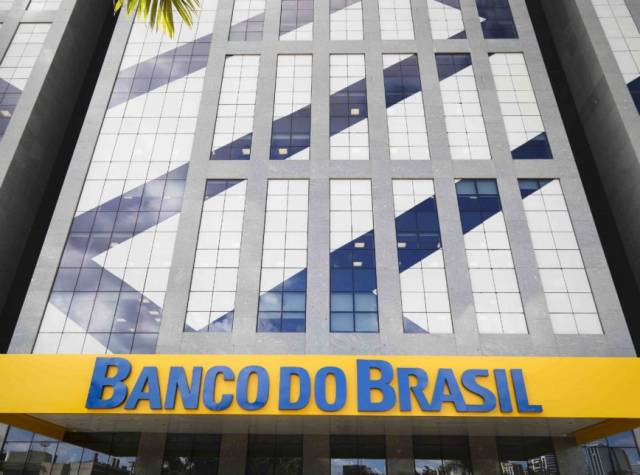 Banco do Brasil pretende fechar agências e reduzir quadro de funcionários: entenda o que motiva o plano