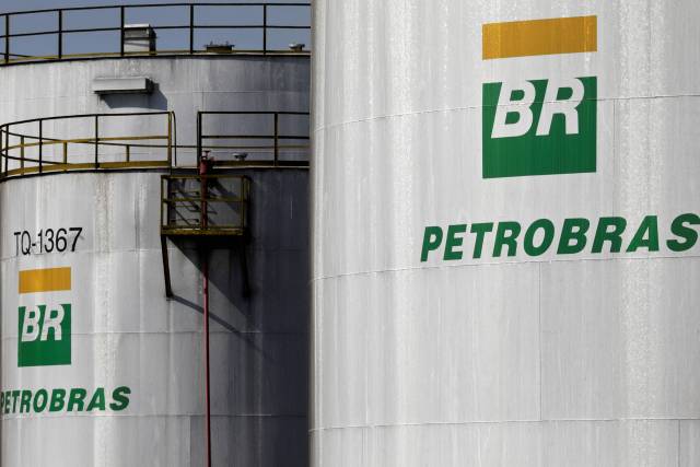 Petrobras anuncia reajuste de 5% na gasolina e de 4,4% no diesel