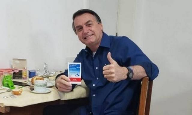 Bolsonaro entra ao vivo em rádio de Camaquã e defende médica demitida  por fazer nebulização com hidroxicloroquina