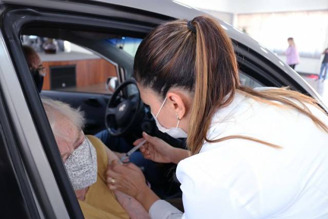 Três de Maio anuncia ampliação da vacina para idosos com 72 anos ou mais