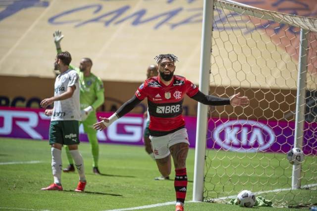 Nos pênaltis, Flamengo vence o Palmeiras e é bicampeão da Supercopa do Brasil