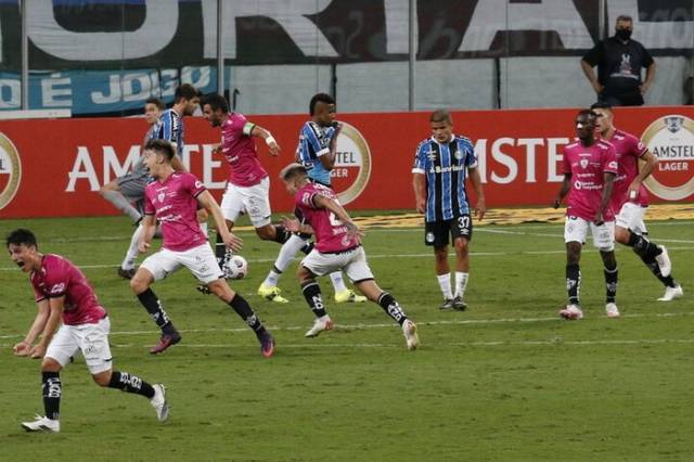Grêmio perde novamente para o Independiente del Valle e dá adeus à Libertadores