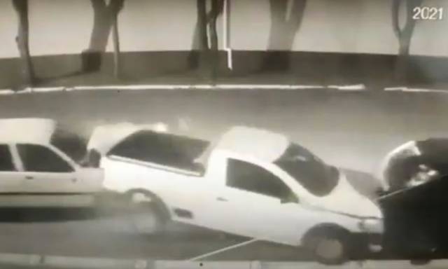 Imagens de câmeras de segurança mostram momento de acidente em Três de Maio