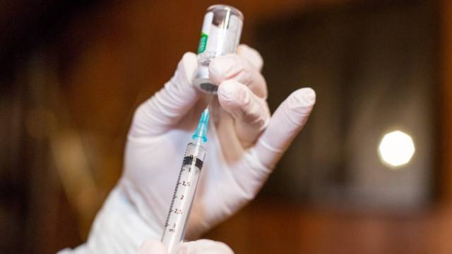 Estado convoca idosos e professores para se vacinar contra a gripe