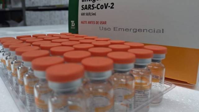 Ministério da Saúde enviará lote de CoronaVac para RS zerar segundas doses atrasadas