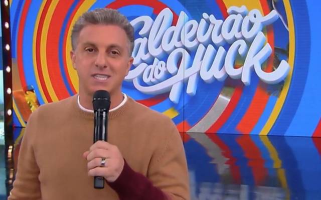 Luciano Huck descarta candidatura e confirma que substituirá Faustão